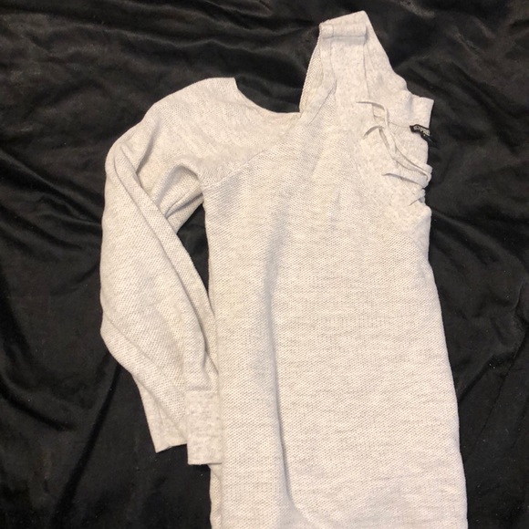 Express sweater - Picture 3 of 3